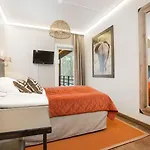 فندق Dyreparken Safarihotell 3*