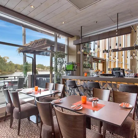 Dyreparken Safarihotell 3* 克里斯蒂安桑