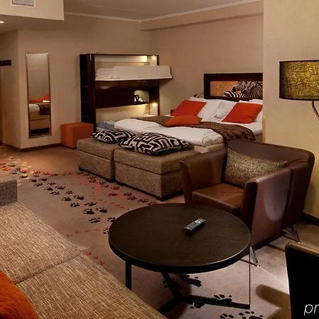 Ξενοδοχείο Dyreparken Safarihotell