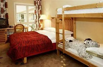 Dyreparken Safarihotell מלון קריסטיאנסאנד