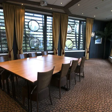 Dyreparken Safarihotell 克里斯蒂安桑